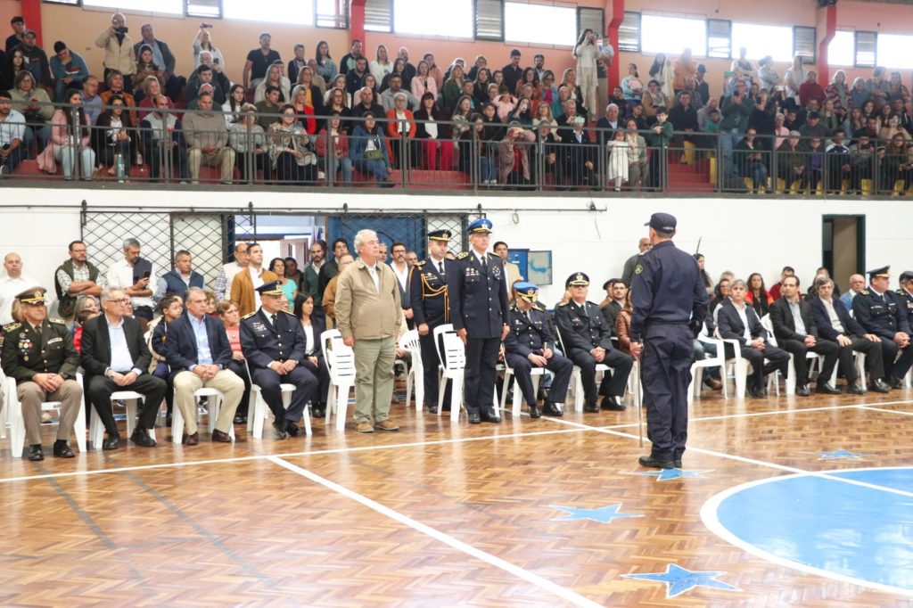 Intendente Departamental Particip De Acto De Ingreso De Nuevos